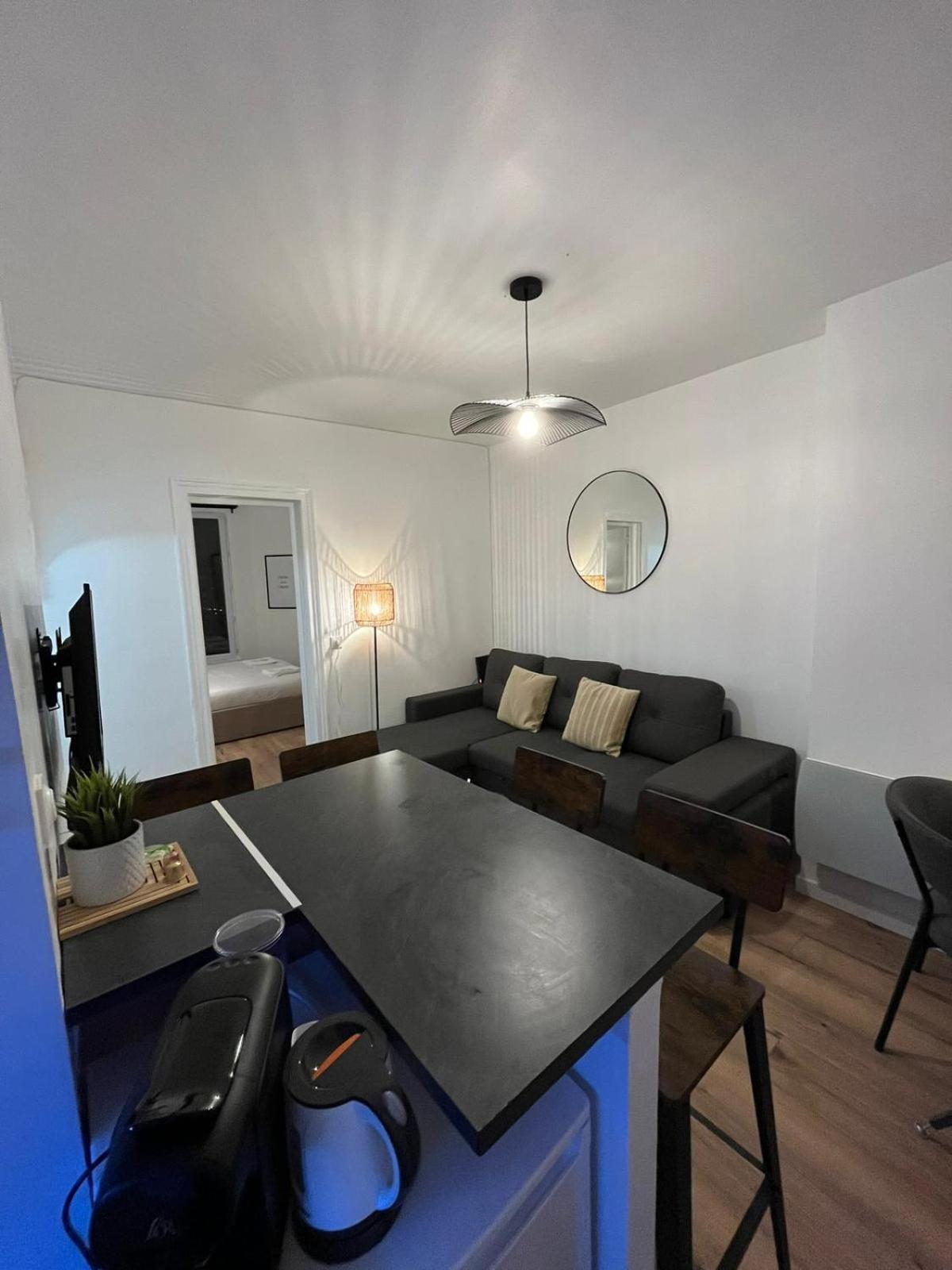 Charmant Appartement Proche Paris Et Stade De France ! Saint-Denis-en-Margeride Exterior foto