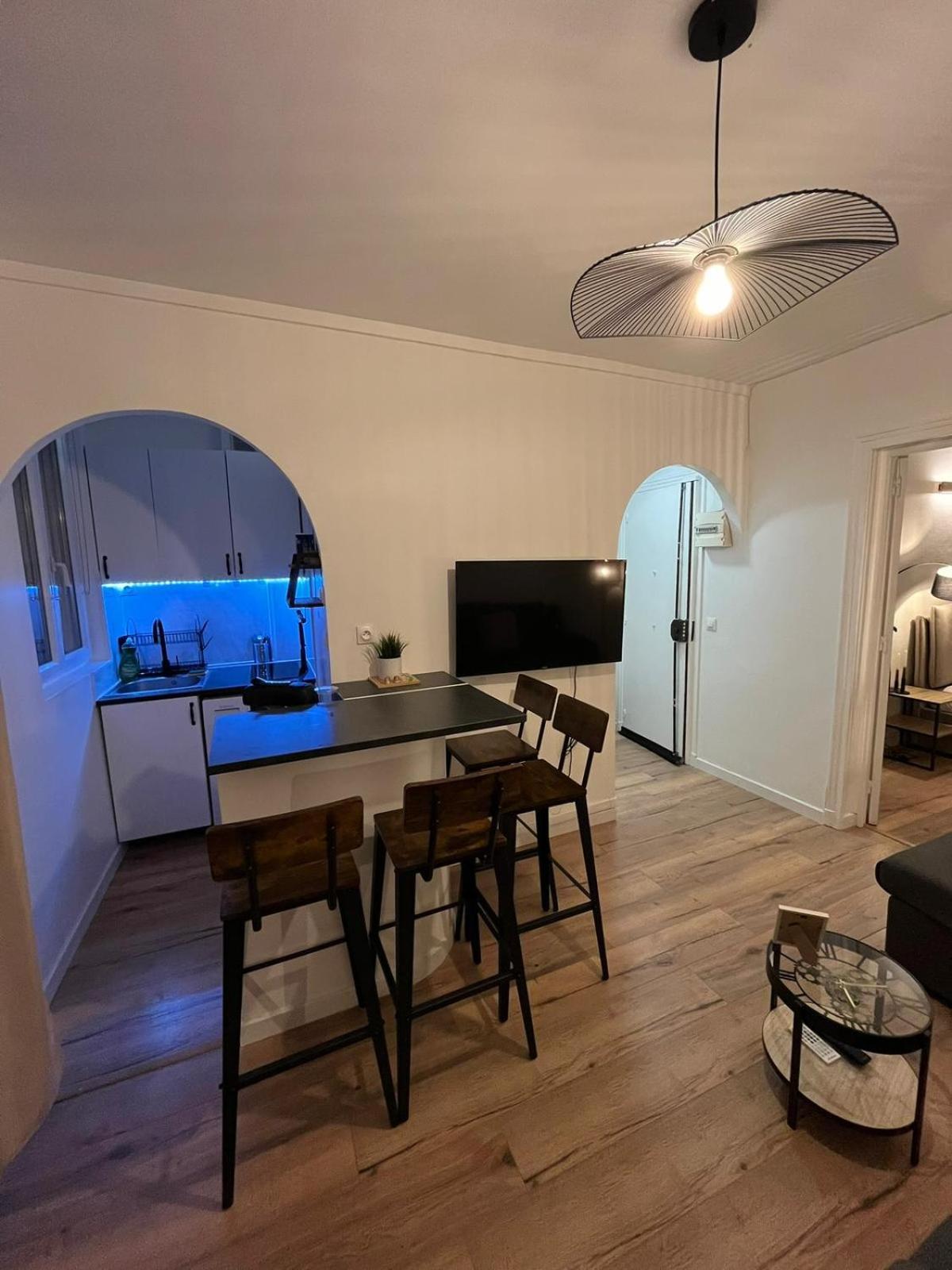 Charmant Appartement Proche Paris Et Stade De France ! Saint-Denis-en-Margeride Exterior foto
