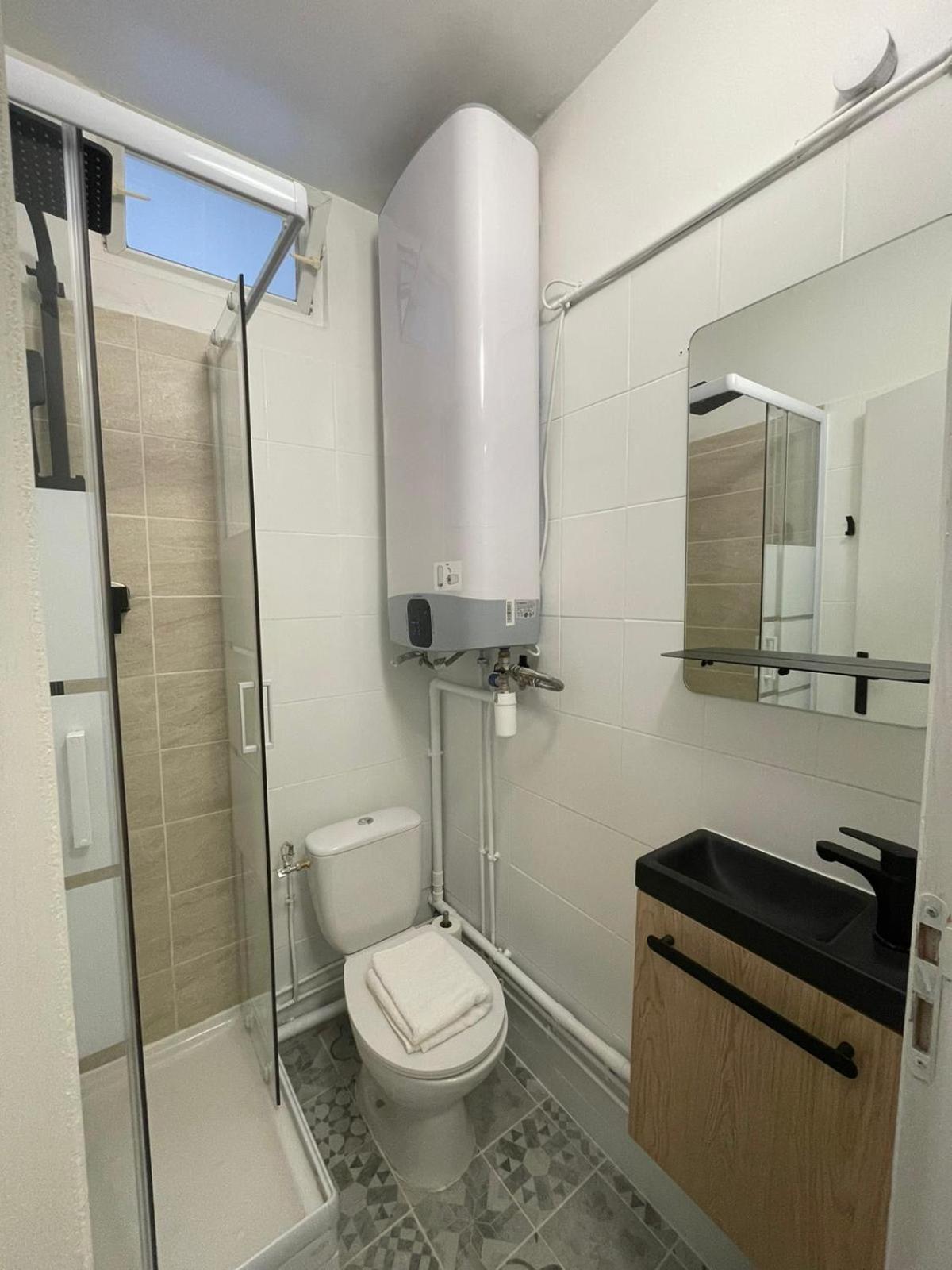 Charmant Appartement Proche Paris Et Stade De France ! Saint-Denis-en-Margeride Exterior foto