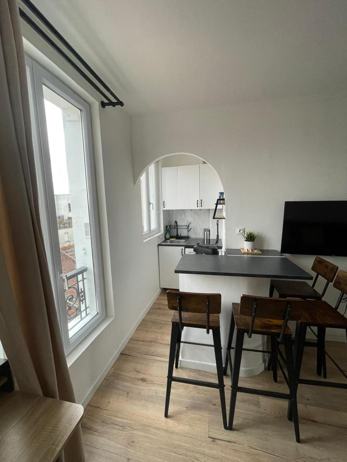 Charmant Appartement Proche Paris Et Stade De France ! Saint-Denis-en-Margeride Exterior foto