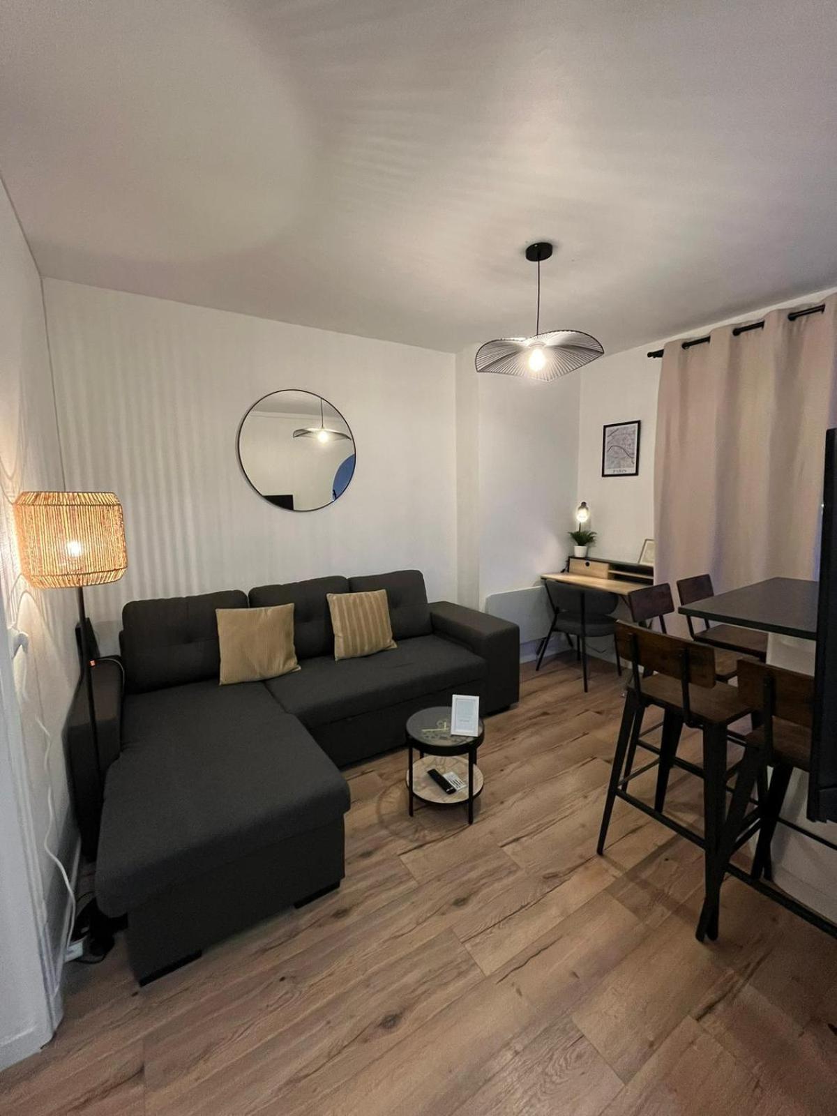 Charmant Appartement Proche Paris Et Stade De France ! Saint-Denis-en-Margeride Exterior foto
