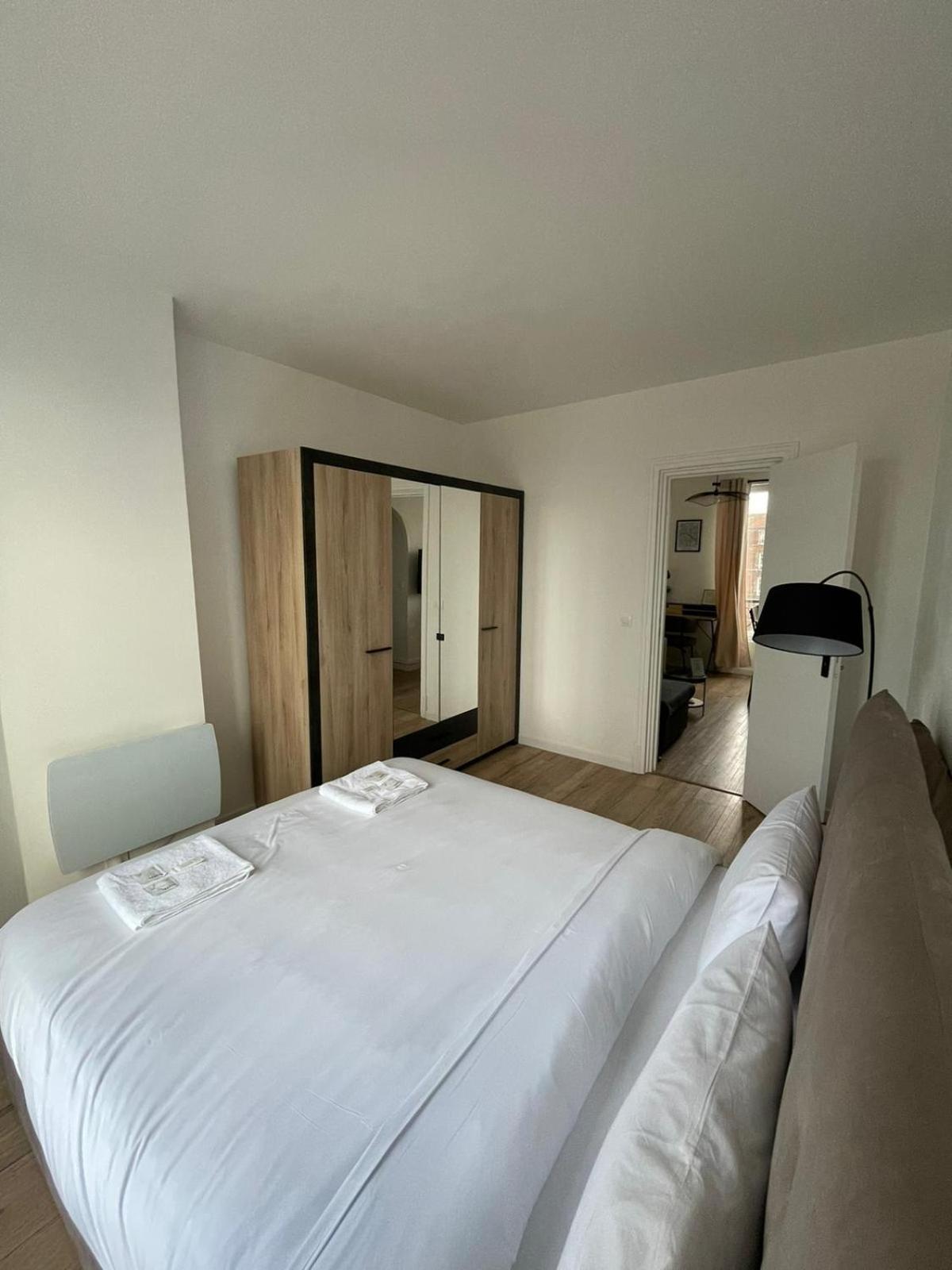 Charmant Appartement Proche Paris Et Stade De France ! Saint-Denis-en-Margeride Exterior foto